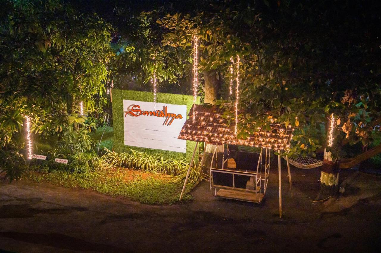 Sanidhya Resort Alībāg Exterior foto